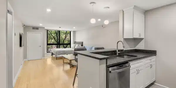42 8th Street