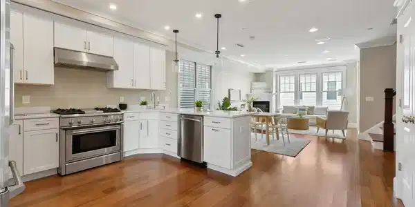 111 Bolton St