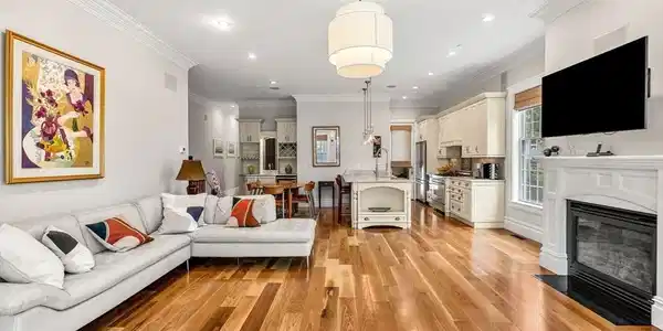 322-324 West 4th Street