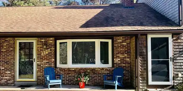 270 Mashpee Neck Rd