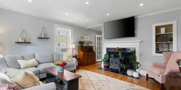 22 Williams Street