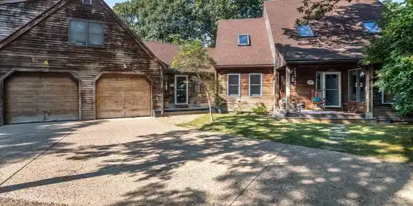 35 Tower Ridge Road