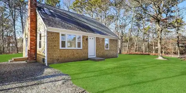 6 Ebenezer Lane