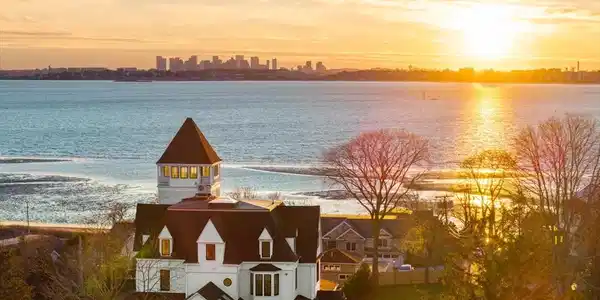 9 Little Nahant Rd