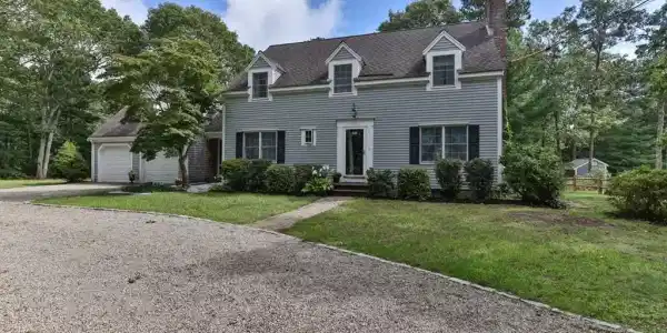 131 Clamshell Cove Rd
