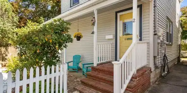 2 Lemon Street Ct