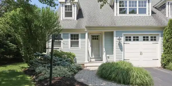 21 Pine St