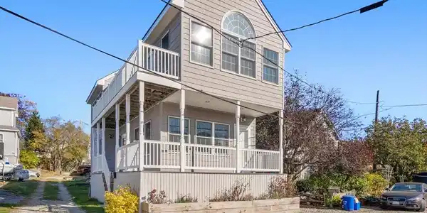 53 Crane Rd
