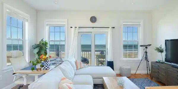 148 Winthrop Shore Dr