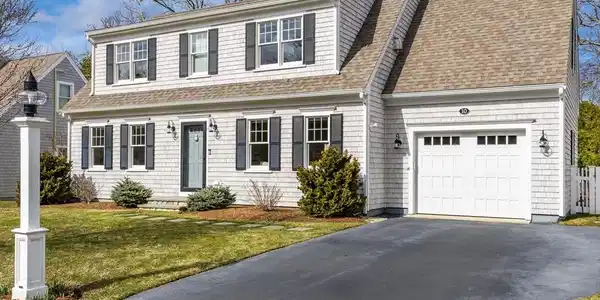 10 Darby Way