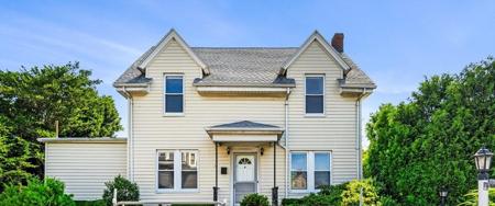 24 Walden St