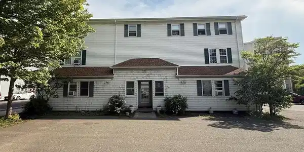 81 Cabot St
