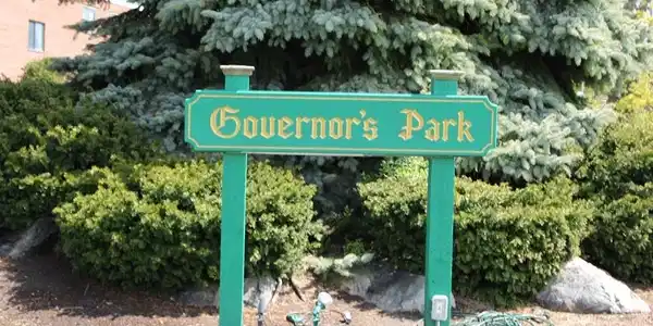 600 Governors Dr