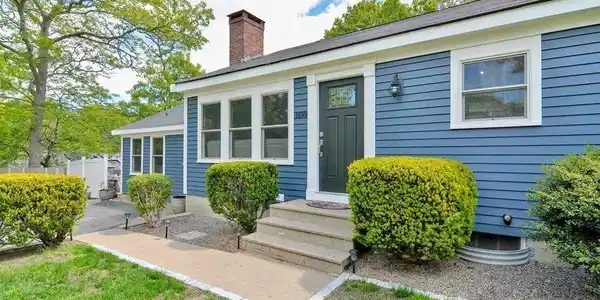 1699 Orleans Rd