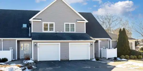 22 Southcliff Drive