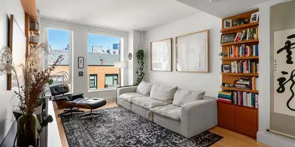 380 Harrison Ave
