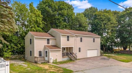 24 Knapp St