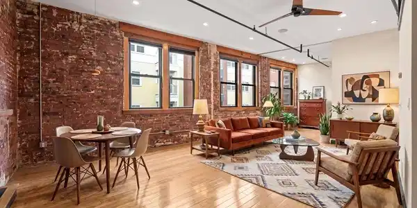 27 Fayette St
