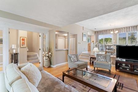 10 Sutton Place