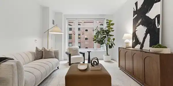 100 Lovejoy Wharf