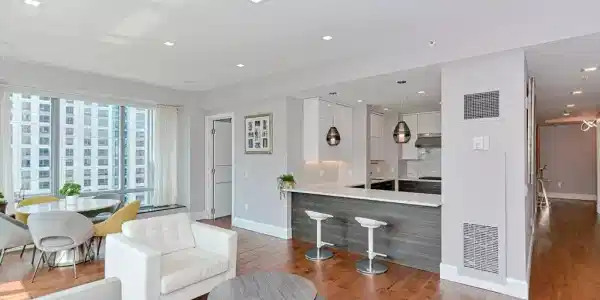 2 Avery St
