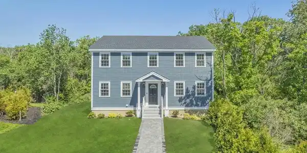 62 Pigeon Hill St