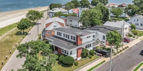 69 Rice Ave