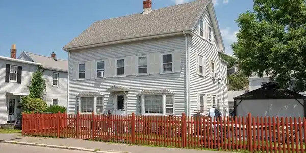 58 Puritan Rd