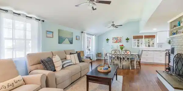 74 Degrass Rd