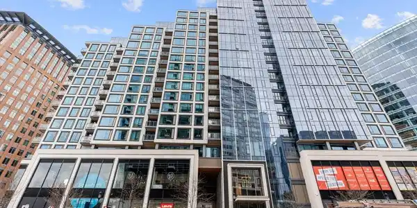 133 Seaport Blvd