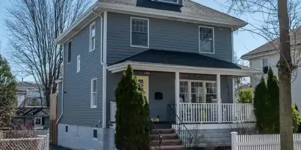 143 E Elm Ave