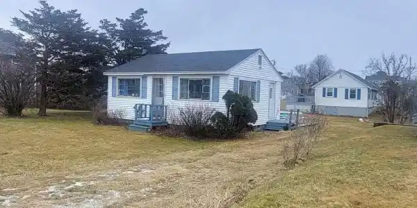 12/14 Freeman Ave
