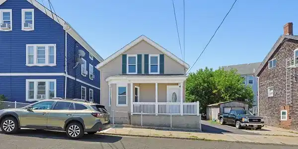 17 Langley Street