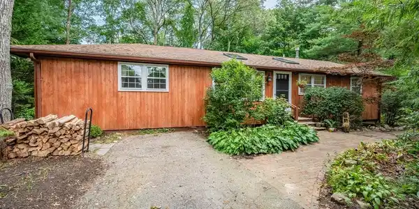 44 Round Pond Dr