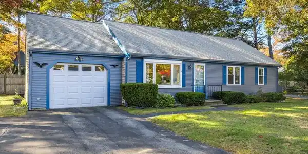 37 Wellesley Cir