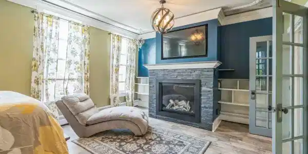 52 Beacon Street