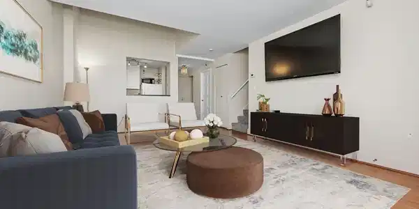 42 8th St