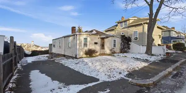 86 Undine Ave