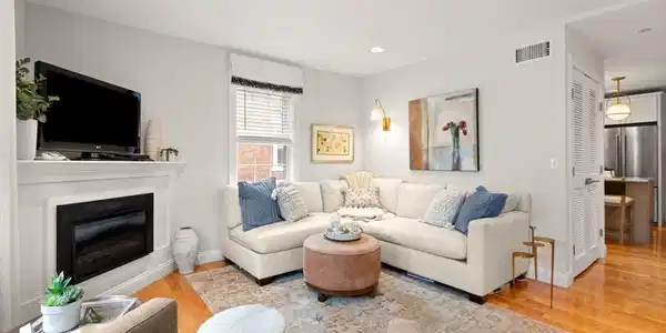 19 Pickman St.