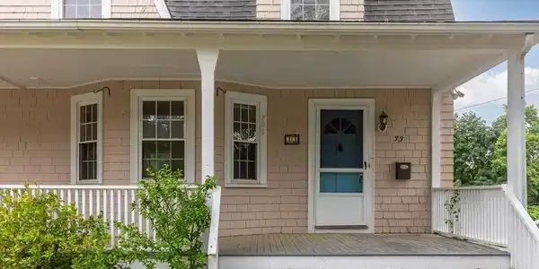 33 Spooner St