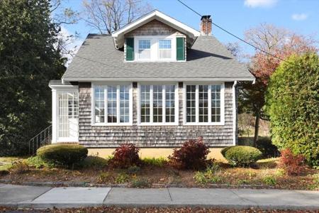 21 Bay View Ave