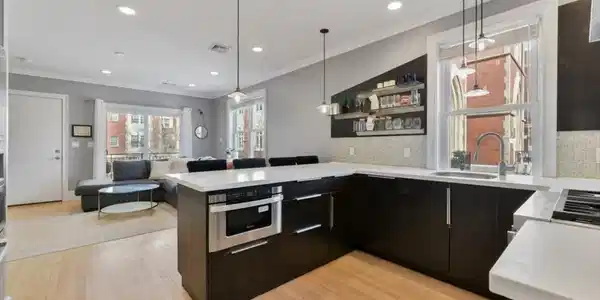 235 Dorchester St