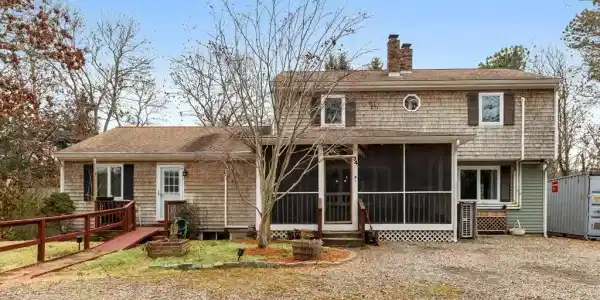 34 Rainbow Ln