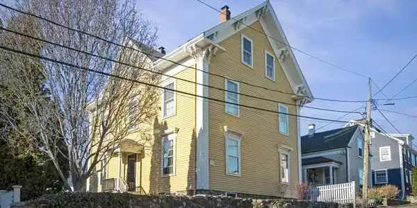 8 High Street