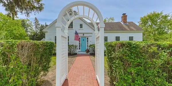 188 Rock Harbor Rd
