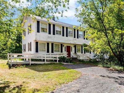 125 Bayview Ave
