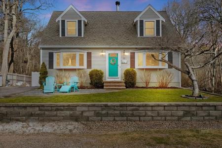 111 Pinecrest Beach Dr