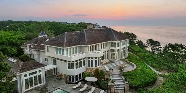 78 Triton Way