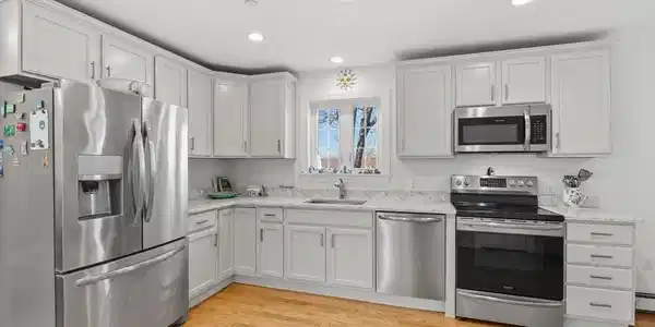 16 Hodgkins Rd