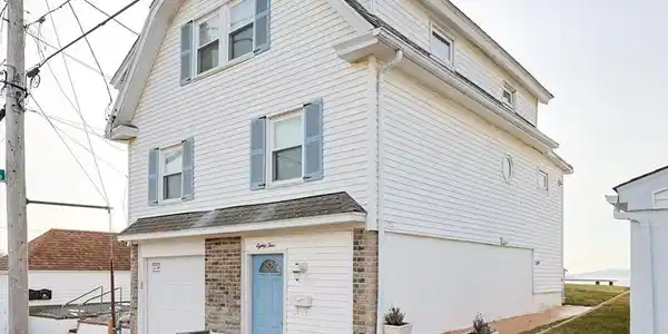 84 Bluff Avenue